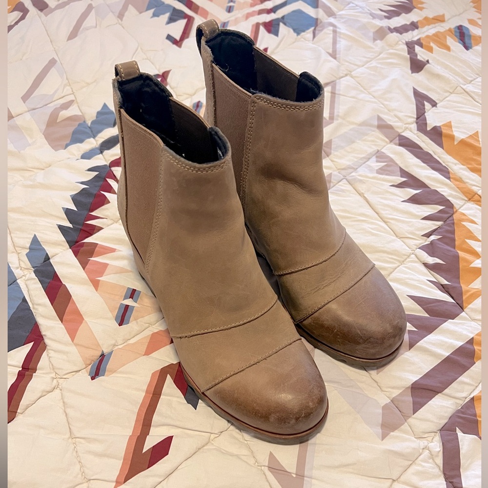 Sorel Lea Wedge Joan of Arctic Wedge Chelsea Elk Curry 9 Camel Brown